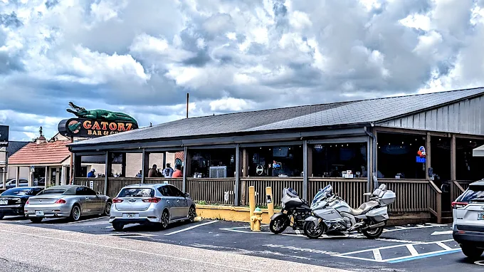 Gatorz Bar & Grill storefront on a sunny day